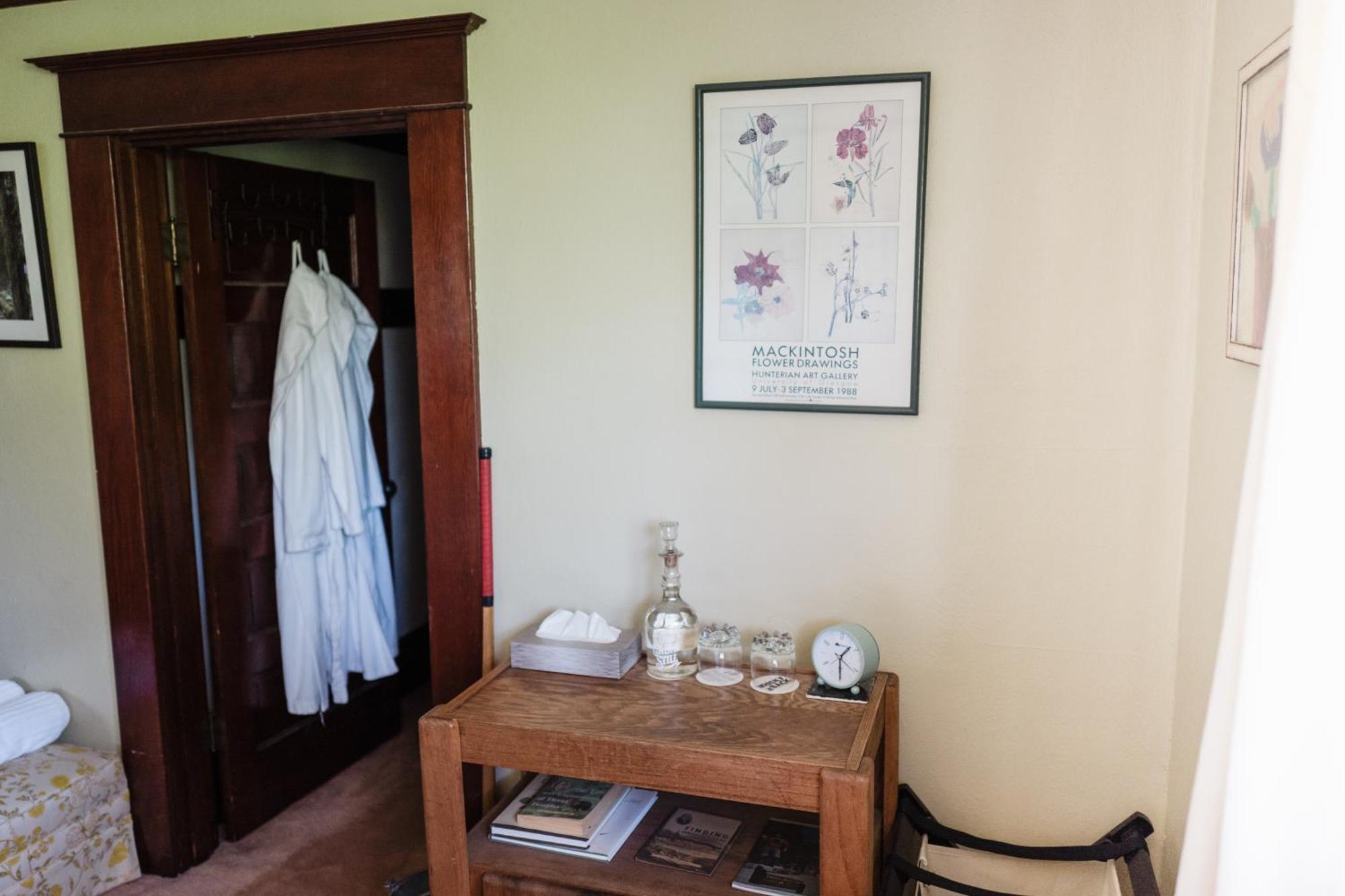 Southeast Portland Comfy & Eclectic Craftsman Home 外观 照片