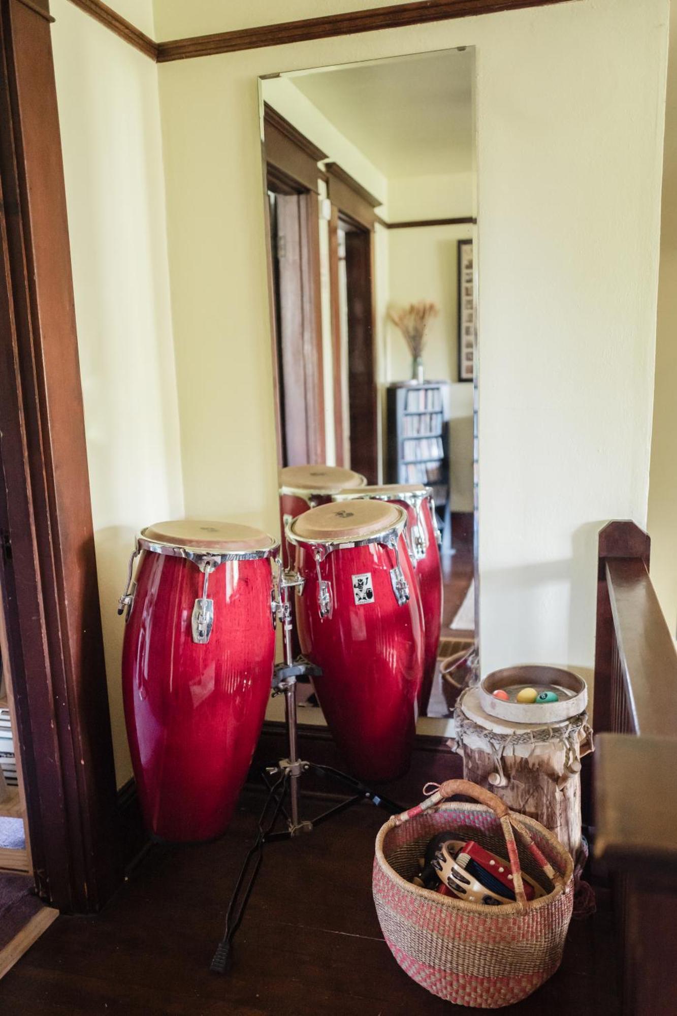 Southeast Portland Comfy & Eclectic Craftsman Home 外观 照片