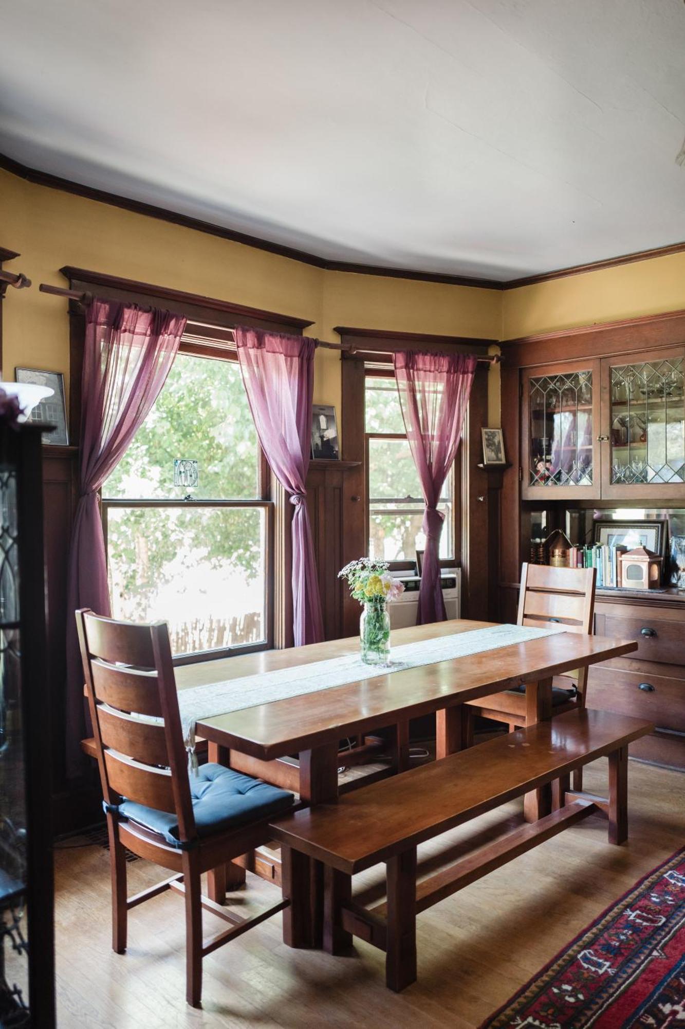 Southeast Portland Comfy & Eclectic Craftsman Home 外观 照片